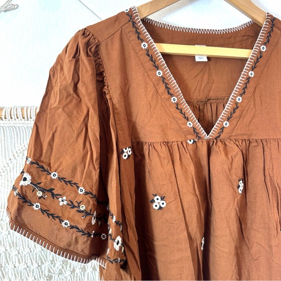 Boho Gypsy Embroidered V-Neck Peasant Top Bohemian Floral Brown Black White XL - Picture 2 of 3